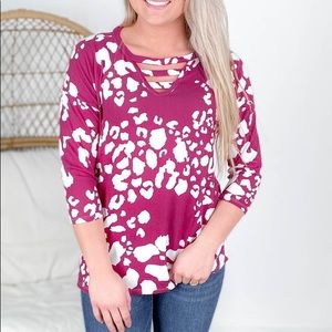 Purple leopard V neck